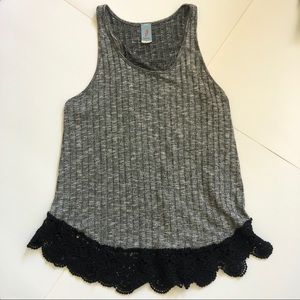 Gray tank top